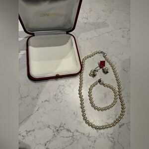 Vintage Majorica Faux Pearl Necklace, Bracelet and Earrings in Box